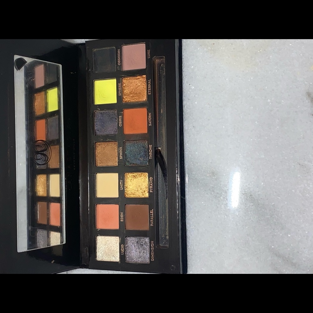 Anastasia Beverly Hills Prism Palette